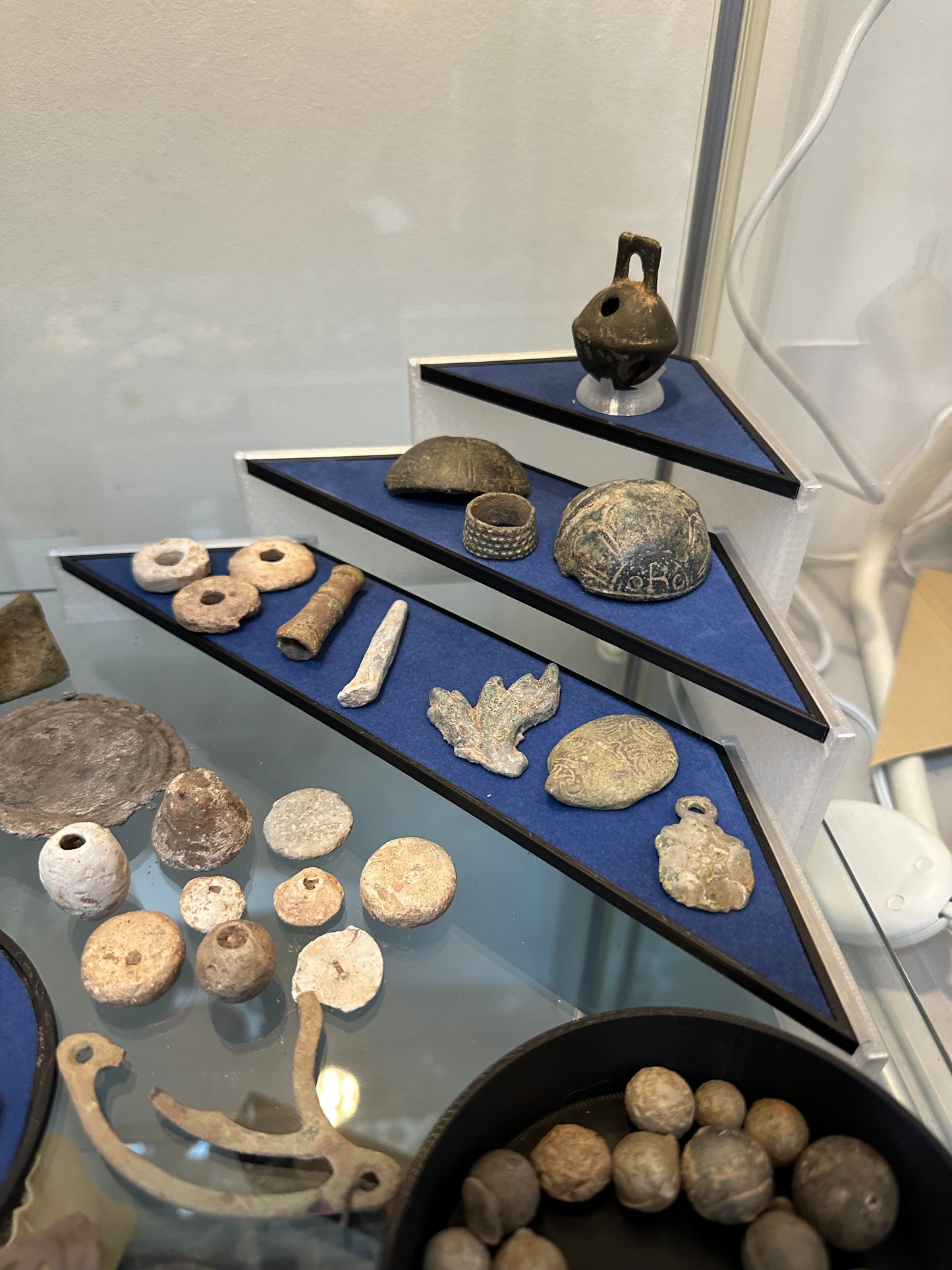 Corner Finds Trays